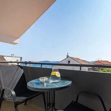 Sunset Apartment